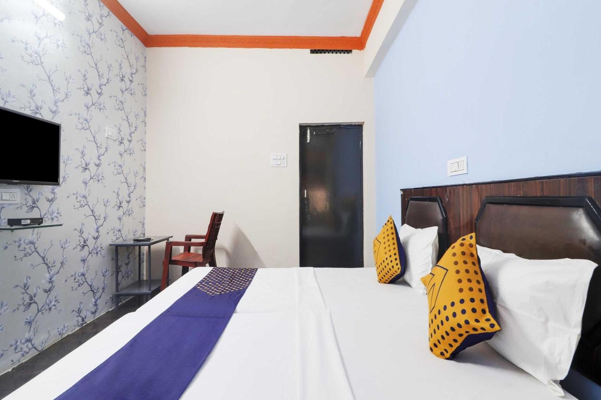 สปอต ออน 74966 ศรีอมรทีป โฮเทล Hotel ไฮเดอราบัด ภายนอก รูปภาพ