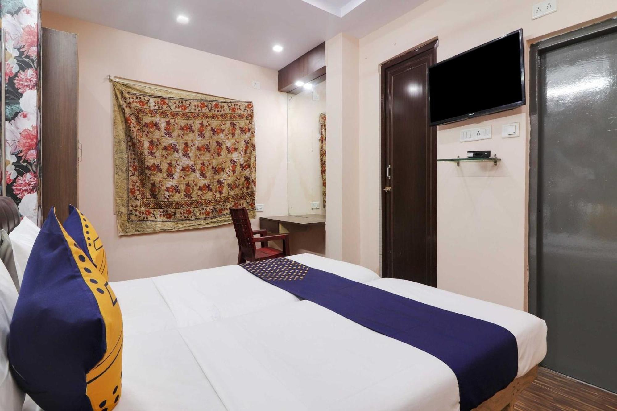 สปอต ออน 74966 ศรีอมรทีป โฮเทล Hotel ไฮเดอราบัด ภายนอก รูปภาพ