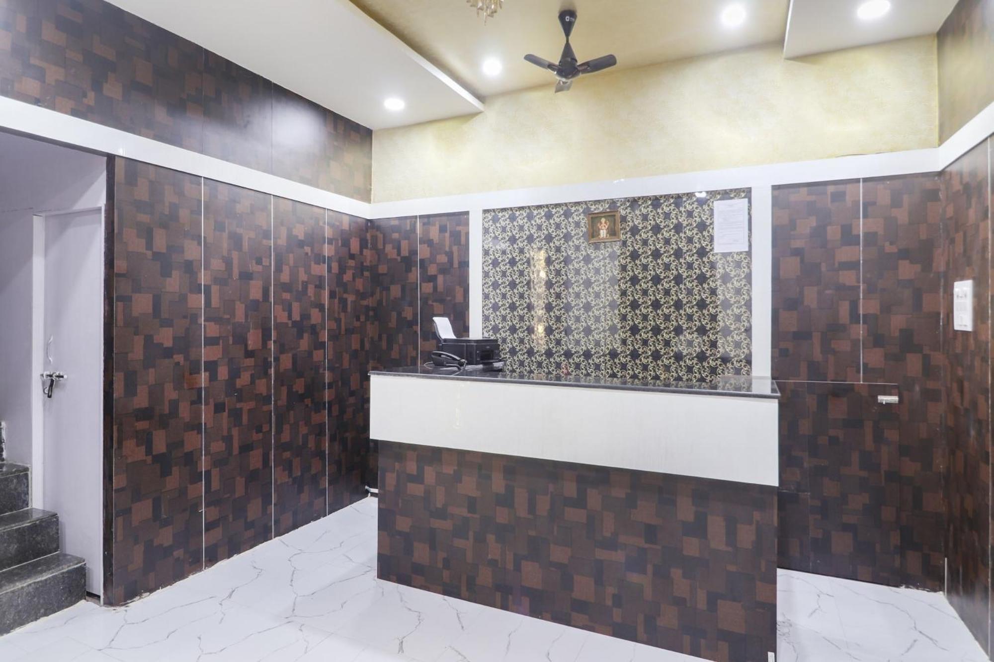 สปอต ออน 74966 ศรีอมรทีป โฮเทล Hotel ไฮเดอราบัด ภายนอก รูปภาพ