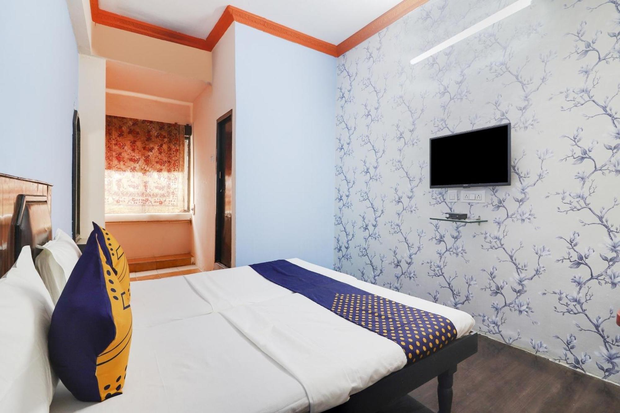 สปอต ออน 74966 ศรีอมรทีป โฮเทล Hotel ไฮเดอราบัด ภายนอก รูปภาพ